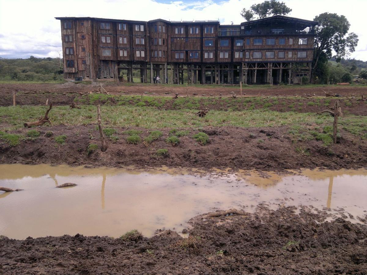 Treetops Mweiga Luaran gambar