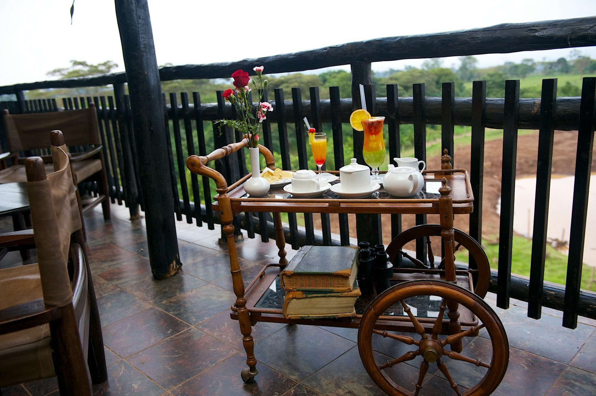 Treetops Mweiga Luaran gambar